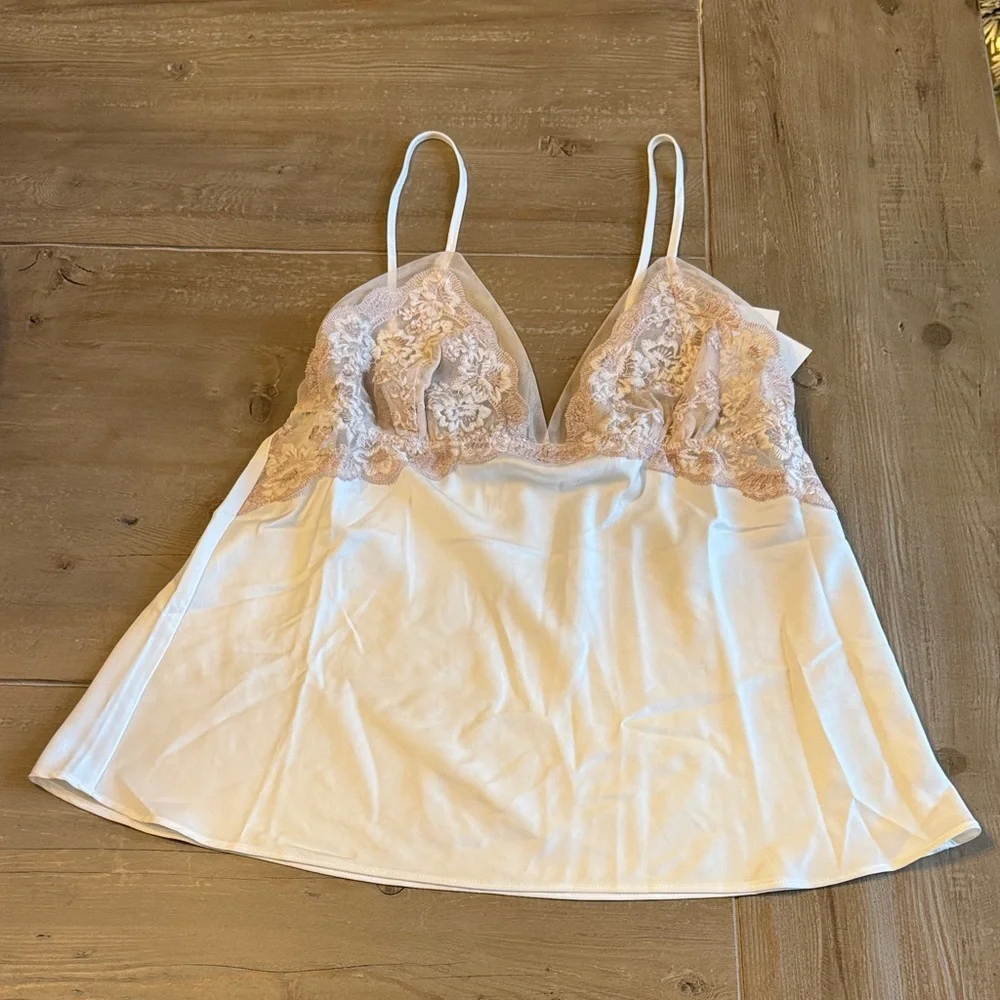 Flora Nikrooz Rosa Cami Short Set - Ivory - Floral Lace Trim - Large - NWT - Picture 3 of 14